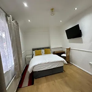 https://double-room-with-free-wifi-keedonwood-road.brighton-hotels-england.com