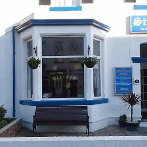 https://strides-hotel.hotelsin-chester.com